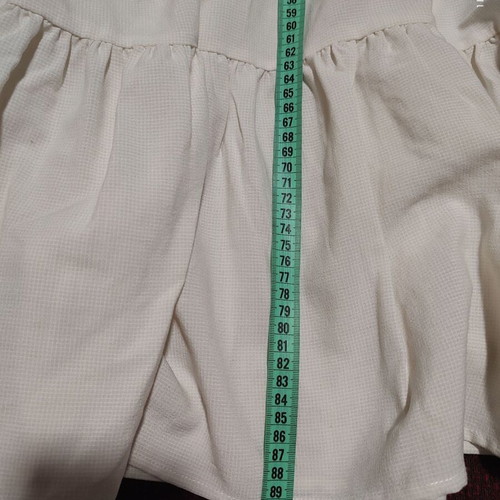 Rut & Circle women's airy blouse medium like new, white, 3/4 sleeves