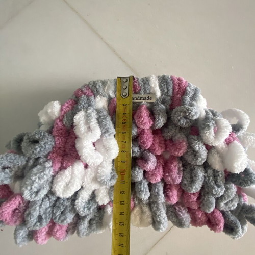 Handmade puffy bag with chain, like new, gray and pink