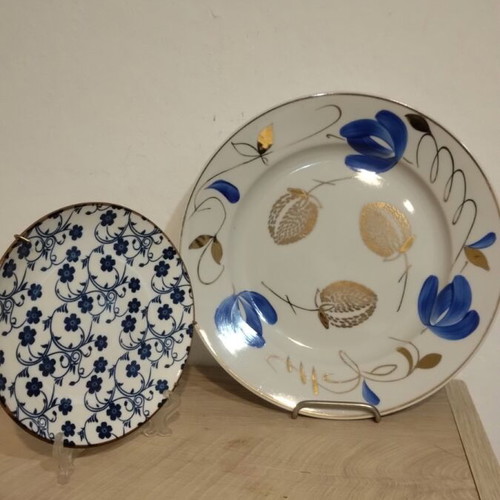 Decorative wall plates like new, set of 2, 24 gold painting, 22 cm diameter