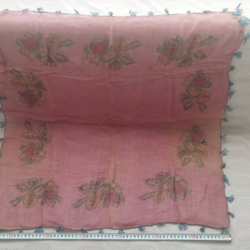 Kerchief with lace used