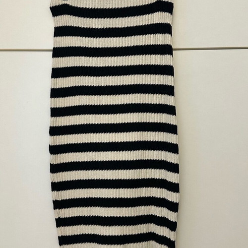 Zara striped high-waisted midi skirt like new, black white