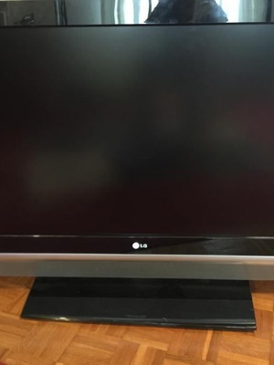 Τηλεόραση LG 42LC2RR 42 ιντσών μεταχειρισμένη με αποκωδικοποιητή και χειριστήριο