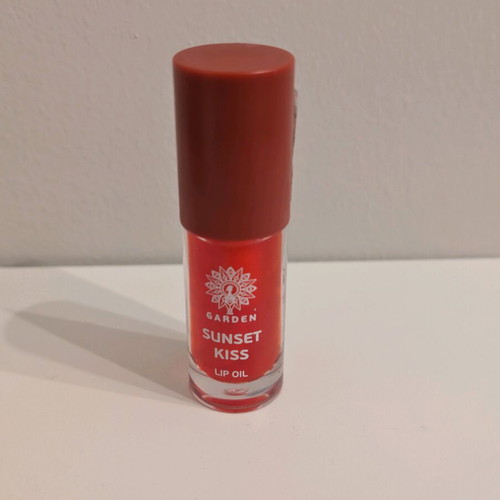 Lip oils by mua and garden like new, set of 3