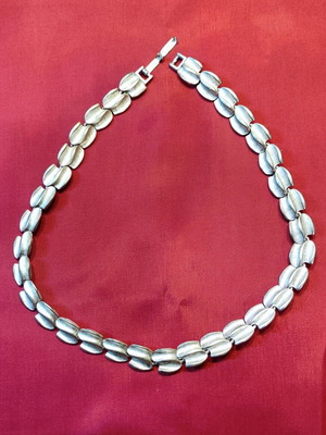 Rodolfo silver-plated necklace like new with articulated links