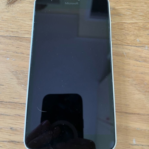 Microsoft smartphone like new for spare parts
