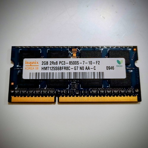 Laptop memory DDR3 2GB 1066MHz like new