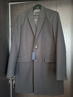River Island men's elegant coat new, size L, black