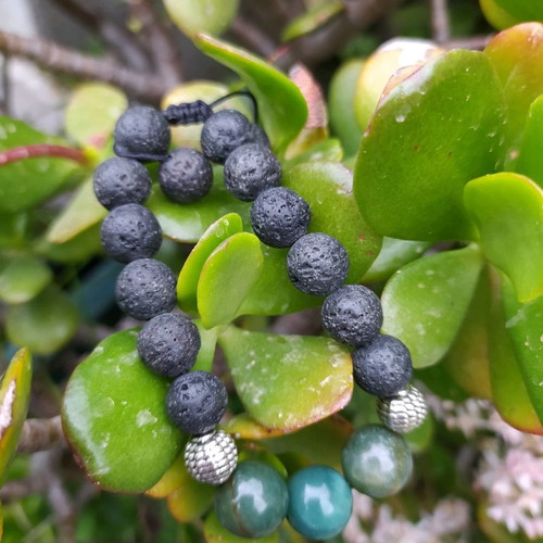Bracelet with lava and agate semi-precious stones