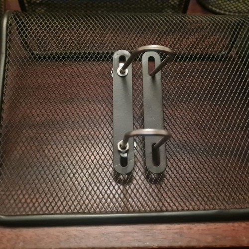 Office organization set used with pencil holders and calendar