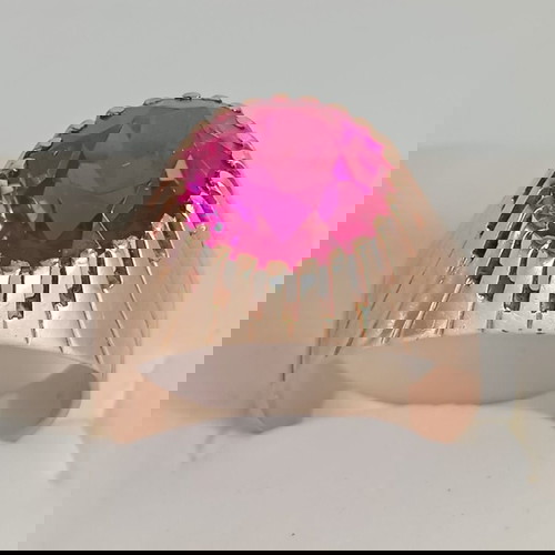 Μεγάλο χρυσό δαχτυλίδι 14κ. με πανέμορφο συνθετικό ρουμπίνι 6,78γρ.