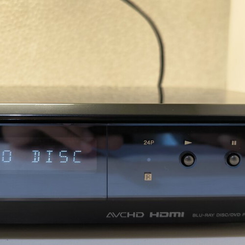 Sony BDP-S550 Blu-ray Disc Player like new, fully functional