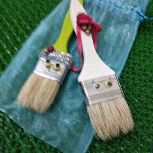 Handmade decorative funny brush set new
