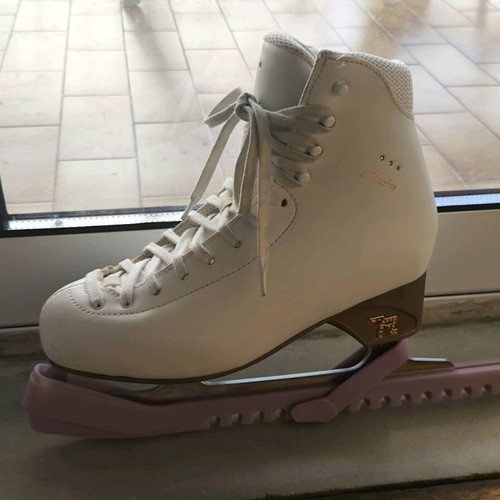 Risport Electra 250 ice skates like new with Jackson Mark IV blade