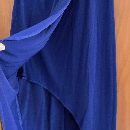 Blue elegant dress with short sleeves and wrap design