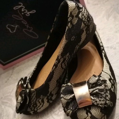 Axel girl ballerina shoes used, size 28, black