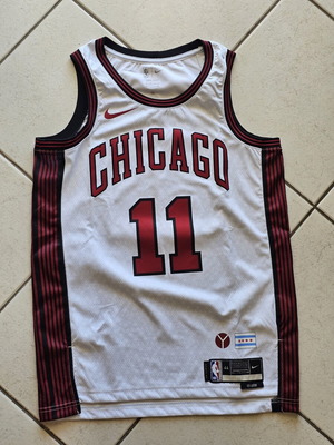Chicago Bulls Jersey Zach LaVine new, authentic