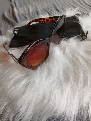 Brown Leopard Sunglasses new