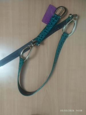 Women's green belt new, size 110