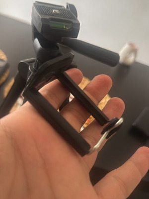 Camera tripod like new, max height 80 cm with phone holder
