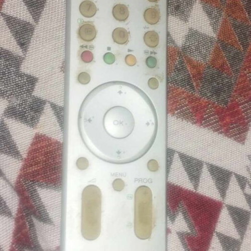 Sony composite remote control used for TV and VCR audio