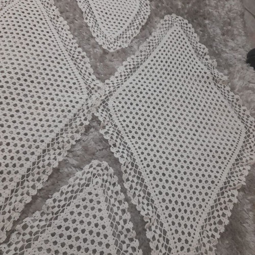 Set of 5 handmade white table linens like new