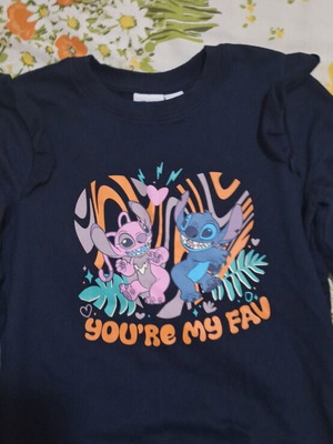 Disney Stitch sweatshirt like new for 5-6 years old, blue