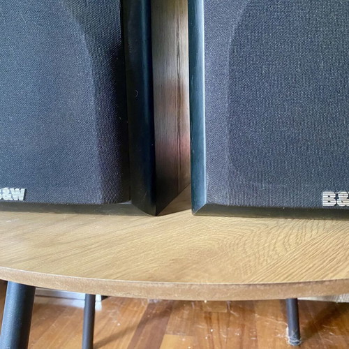 Bowers & Wilkins CDM 2 bookshelf speakers like new, vintage hi-fi