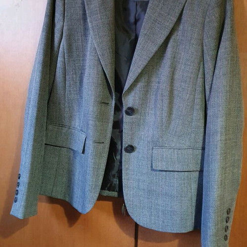 Yessica gray blazer like new