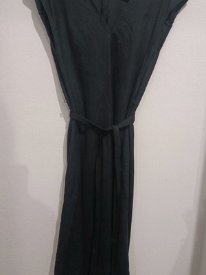 Zara dress like new, black, size S