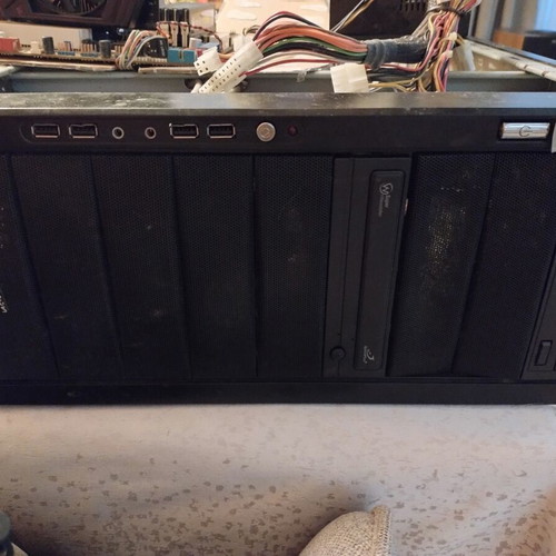 PC AMD 64 X2 5600+ used with 4Gb RAM, GTX750ti, 1Tb Samsung HDD