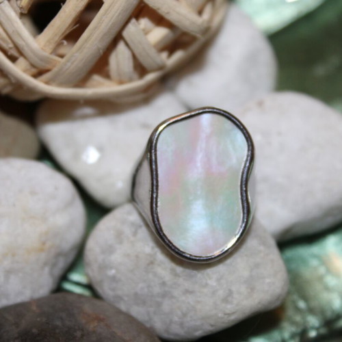 Silver ring with white stone like new