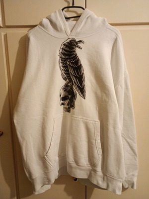 Gildan White Goth Hoodie sweatshirt like new, size XL