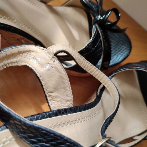 Women's platform sandals like new, cork wedge, snakeskin pattern size 37
