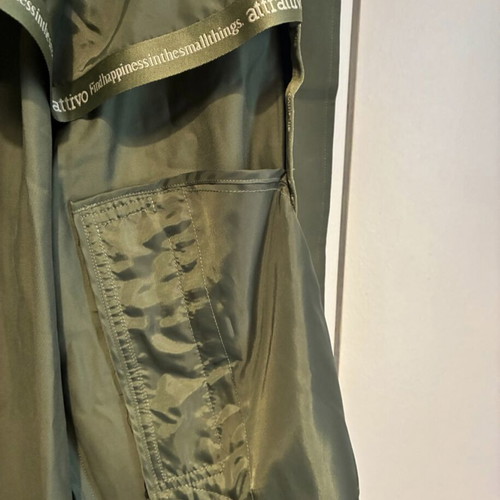 Attrattivo trench coat new, size Large, khaki
