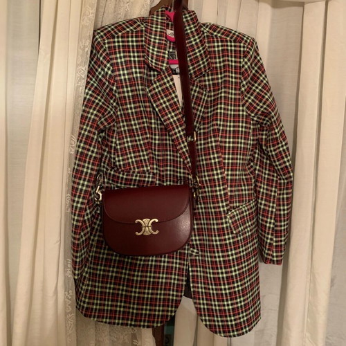 New long jacket with tag
