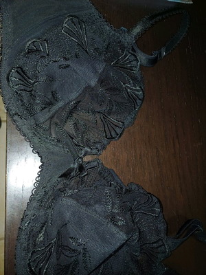 Lejaby bra like new, size E75