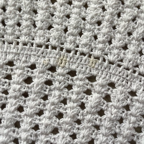 Handmade tablecloth used, crochet, round rotonda
