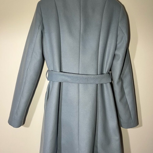 Lynne coat size small, like new, baby blue