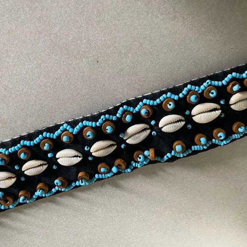 Boho chic belt with shells used