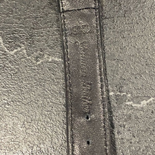 Orient VX used, needs battery, black and gold