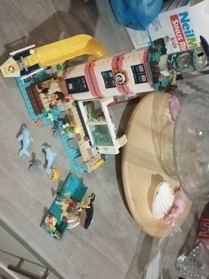 Lego Fish Rescue Station like new