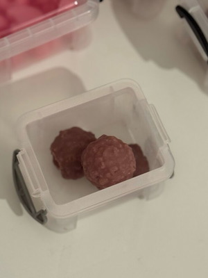 Wax melts Ferrero new, 3 pieces powder scent