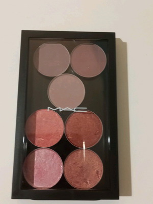 Mac eyeshadow singles set used with magnetic palette