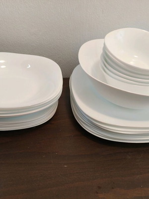 Luminarc Carine White dinner set used, 28 pieces