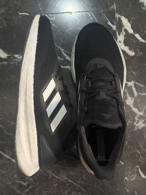 Adidas Pureboost 22 Black White size EU 46 used