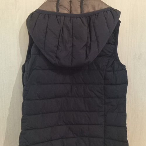 Genib sleeveless jacket medium used with hood and pockets gray blue