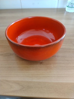 Ceramic bowl red like new