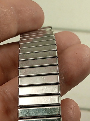 Ελαστικό μπρασελέ ρολογιού 16 χιλ μεταχειρισμένο, stainless steel με ελάττωμα