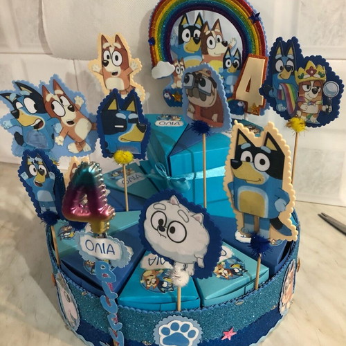 Χάρτινη τούρτα Bluey καινούργια με 20 άδεια κουτάκια και φωτισμό