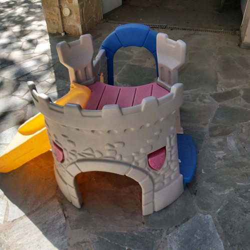 Castle with slide Little Tikes used